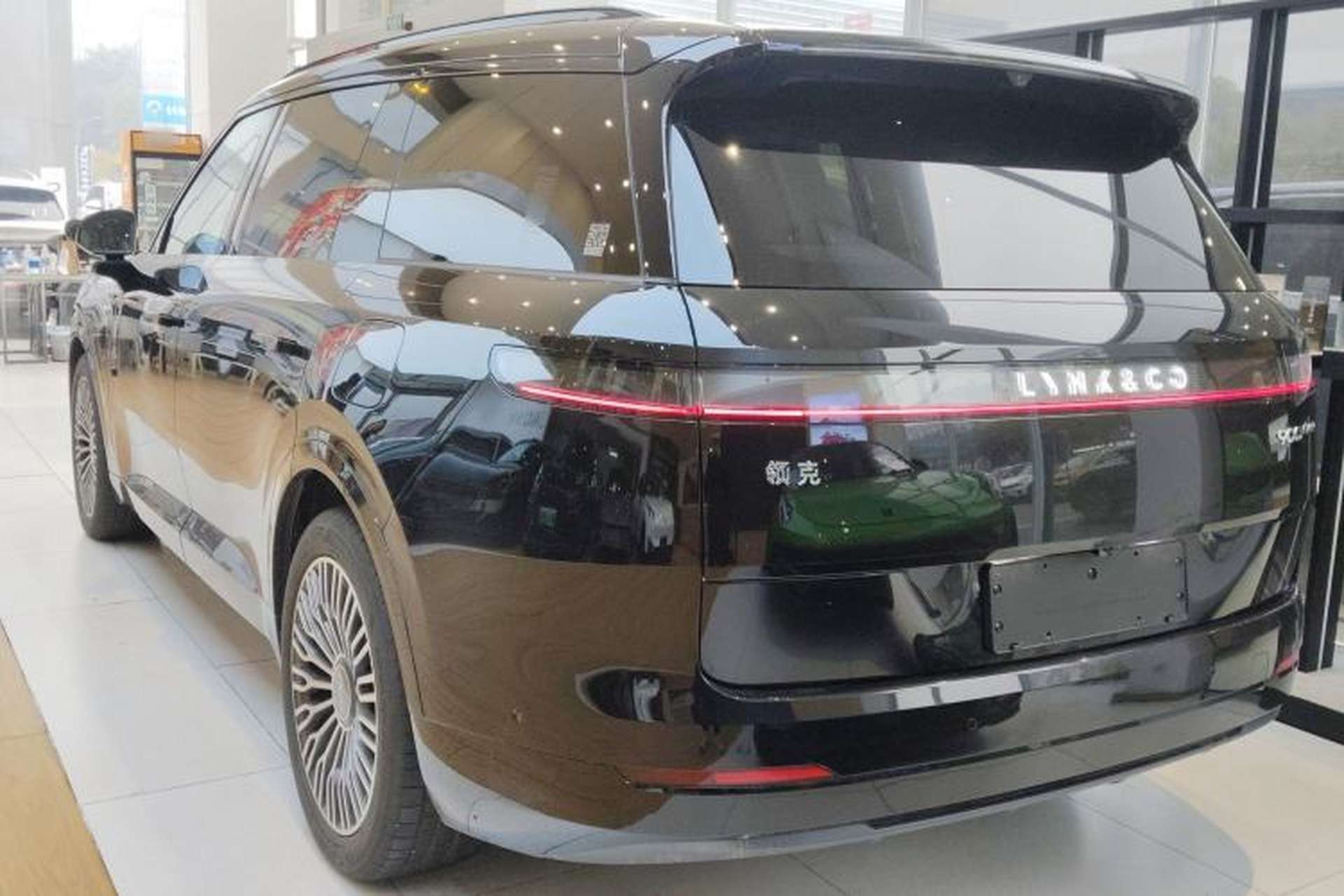 Used Lynk & Co 900 2025 2.0T Exploration Edition Exterior 2