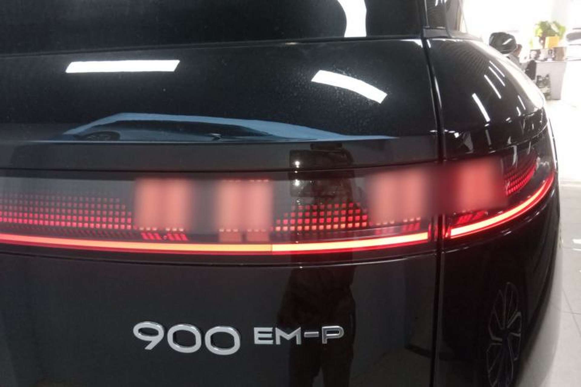 Used Lynk & Co 900 2025 2.0T Exploration Edition Exterior 3