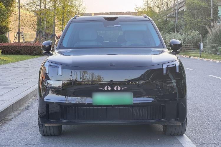 Used Lynk & Co 900 2025 1.5T Ultra Exterior 3