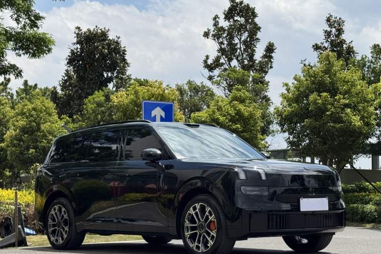Used Lynk & Co 900 2025 1.5T Ultra Exterior 3