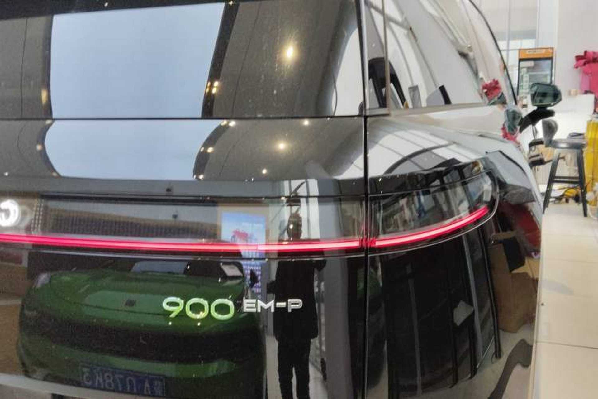Used Lynk & Co 900 2025 2.0T Exploration Edition Exterior 3