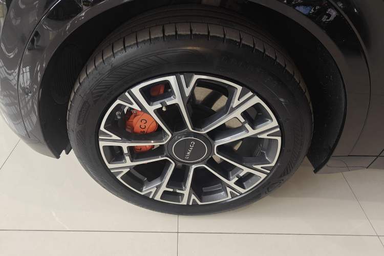 Used Lynk & Co 900 2025 1.5T Ultra Exterior 4