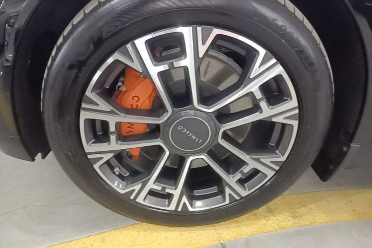 Used Lynk & Co 900 2025 1.5T Ultra Exterior 4