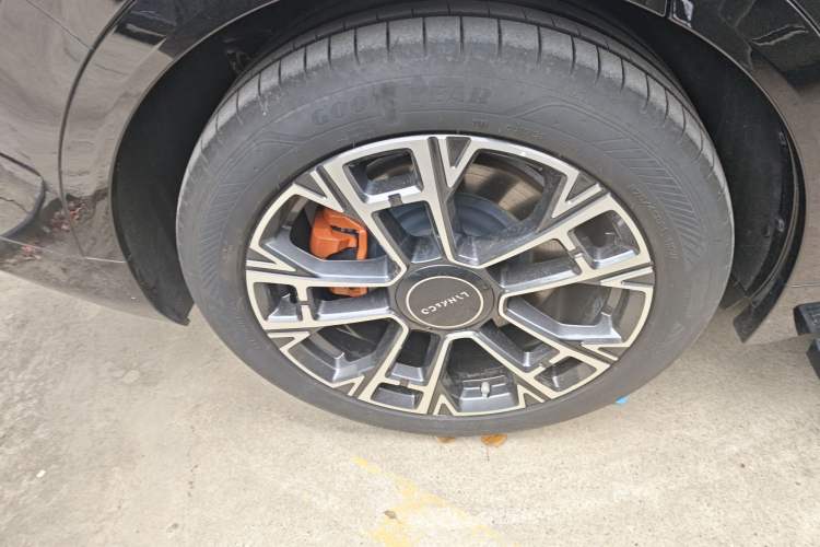 Used Lynk & Co 900 2025 1.5T Ultra Exterior 5