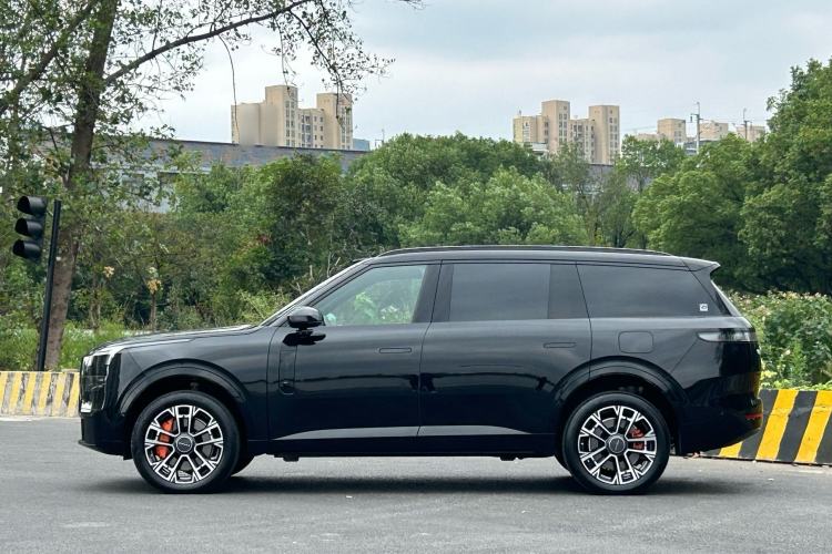 Used Lynk & Co 900 2025 1.5T Ultra Exterior 5