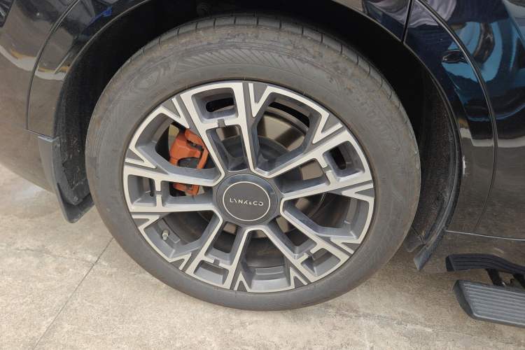 Used Lynk & Co 900 2025 1.5T Ultra Exterior 5