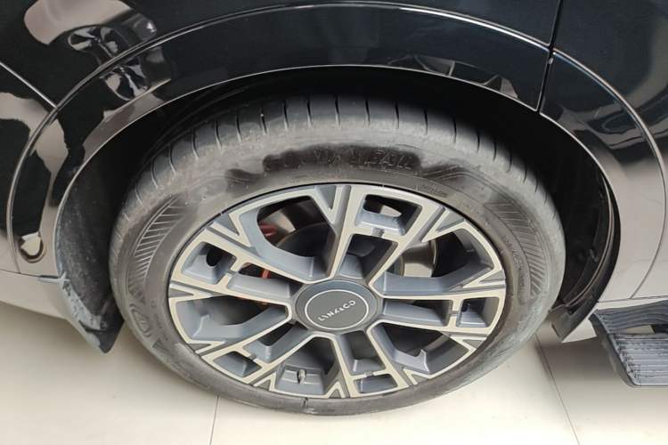 Used Lynk & Co 900 2025 1.5T Ultra Exterior 5