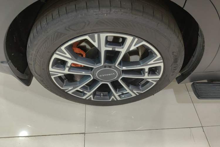 Used Lynk & Co 900 2025 1.5T Ultra Exterior 5
