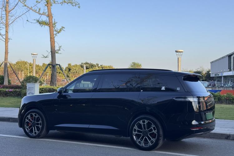 Used Lynk & Co 900 2025 1.5T Ultra Exterior 7