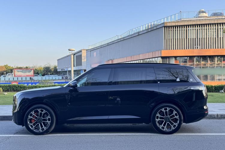 Used Lynk & Co 900 2025 1.5T Ultra Exterior 8