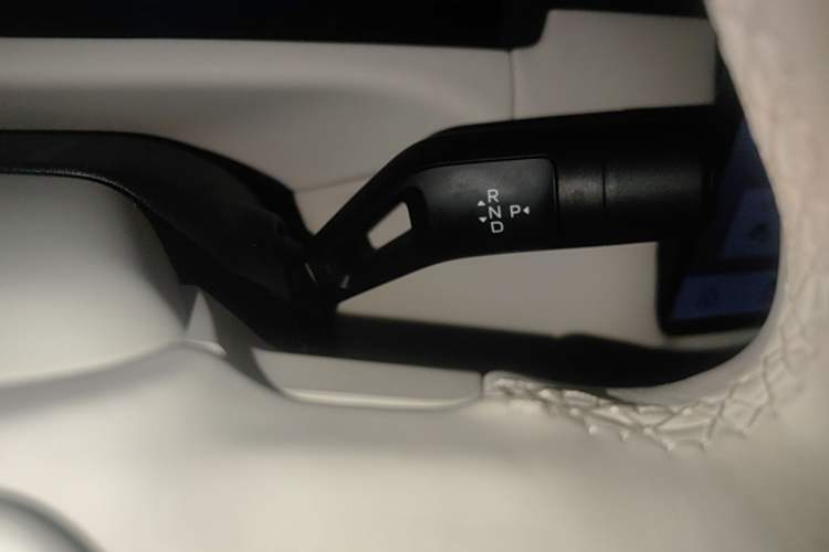 Used Lynk & Co 900 2025 2.0T Ultra Gear Lever