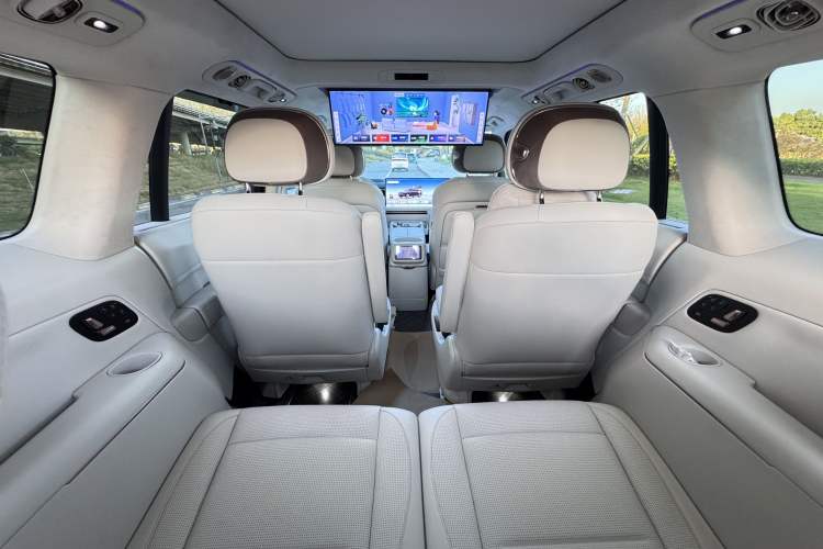 Used Lynk & Co 900 2025 1.5T Ultra Headliner