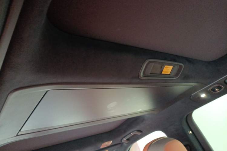 Used Lynk & Co 900 2025 2.0T Ultra Headliner