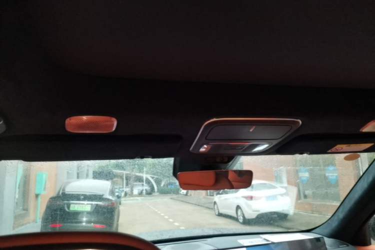 Used Lynk & Co 900 2025 2.0T Ultra Headliner