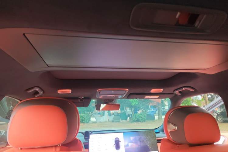 Used Lynk & Co 900 2025 2.0T Ultra Headliner