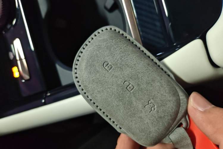 Used Lynk & Co 900 2025 2.0T Ultra Interior 1