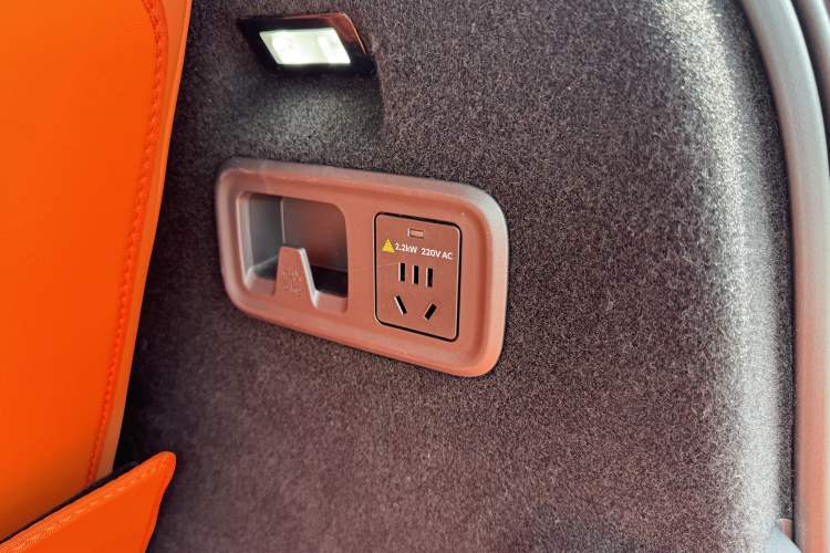 Used Lynk & Co 900 2025 1.5T Ultra Interior 10