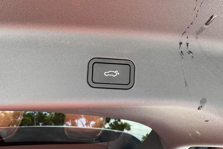 Used Lynk & Co 900 2025 1.5T Ultra Interior 12