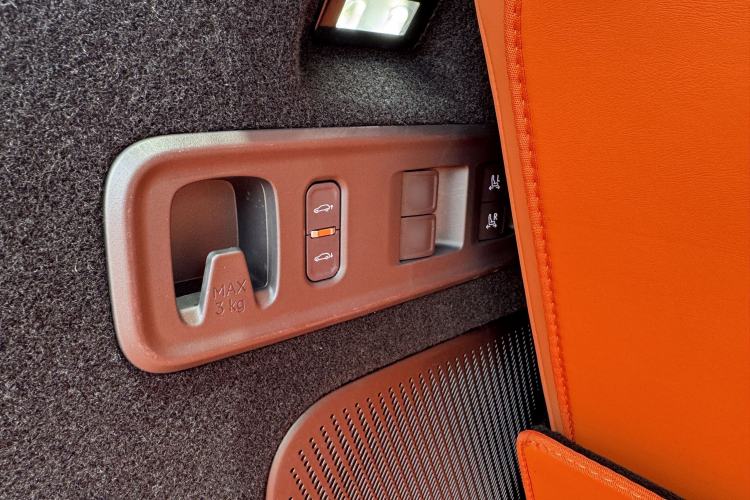 Used Lynk & Co 900 2025 1.5T Ultra Interior 9