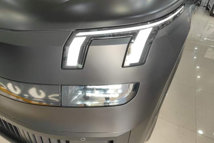 Used Lynk & Co 900 2025 1.5T Ultra Left Front Headlight