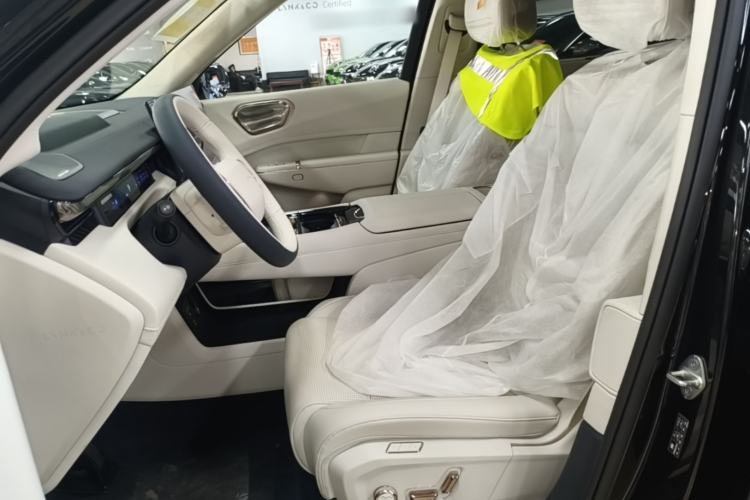 Used Lynk & Co 900 2025 1.5T Ultra Left Front Seat