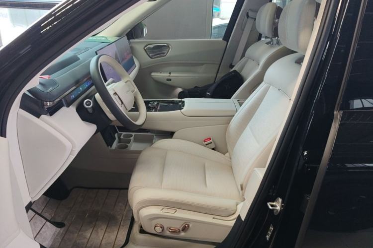 Used Lynk & Co 900 2025 1.5T Ultra Left Front Seat