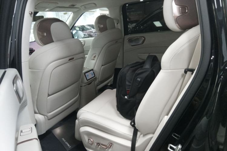 Used Lynk & Co 900 2025 2.0T Exploration Edition Left Rear Seat