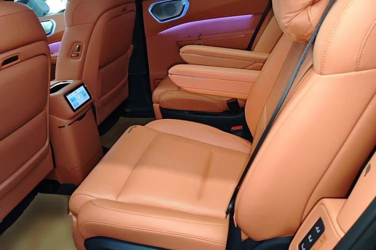 Used Lynk & Co 900 2025 1.5T Ultra Left Rear Seat