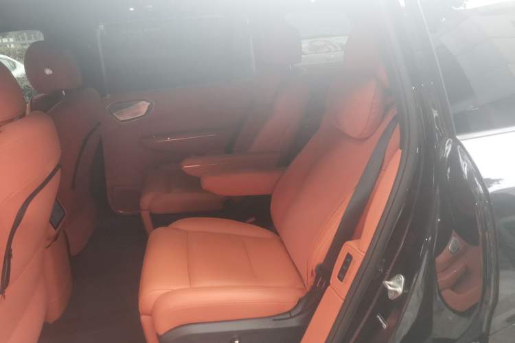 Used Lynk & Co 900 2025 2.0T Ultra Left Rear Seat