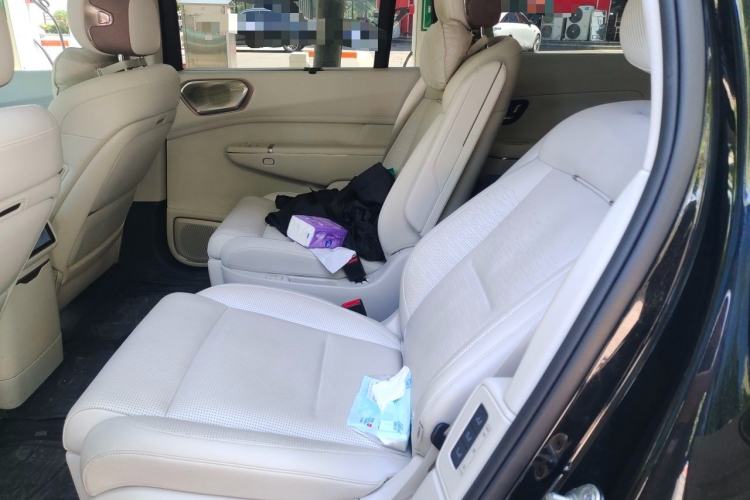 Used Lynk & Co 900 2025 2.0T Ultra Left Rear Seat