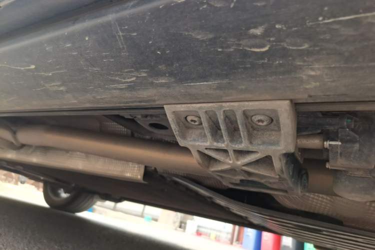 Used Lynk & Co 900 2025 1.5T Ultra Left Side Sill