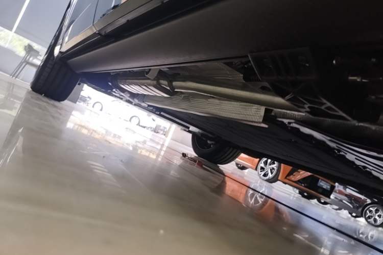 Used Lynk & Co 900 2025 1.5T Ultra Left Side Sill