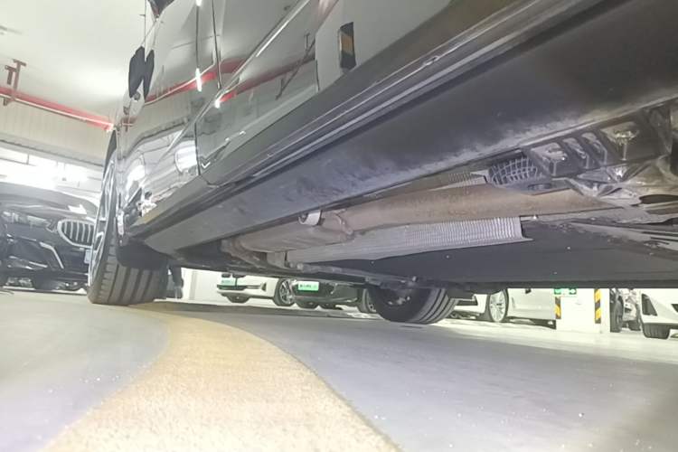 Used Lynk & Co 900 2025 1.5T Ultra Left Side Sill