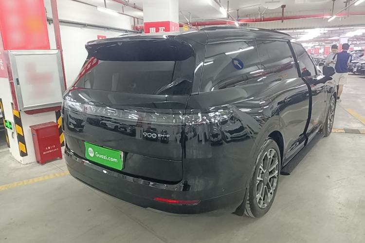 Used Lynk & Co 900 2025 1.5T Ultra Rear Right 45 Deg