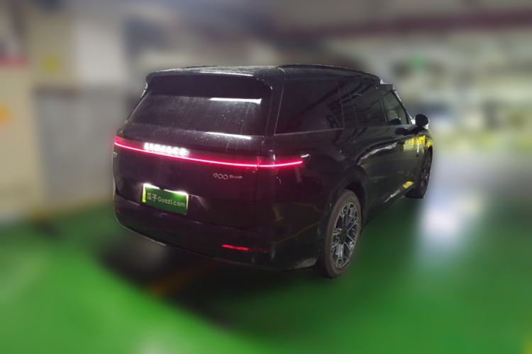 Used Lynk & Co 900 2025 2.0T Ultra Rear Right 45 Deg