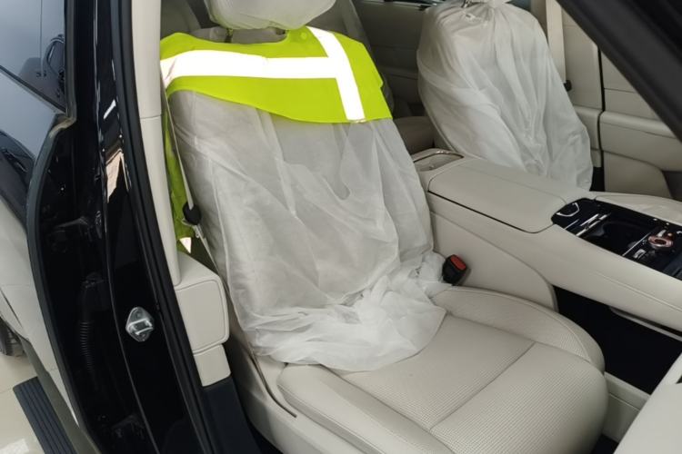 Used Lynk & Co 900 2025 1.5T Ultra Right Front Seat