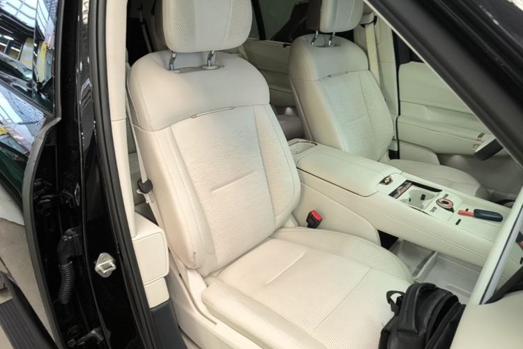 Used Lynk & Co 900 2025 2.0T Ultra Right Front Seat