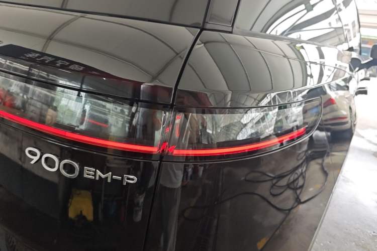 Used Lynk & Co 900 2025 2.0T Ultra Right Rear Taillight