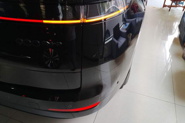 Used Lynk & Co 900 2025 1.5T Ultra Right Rear Taillight