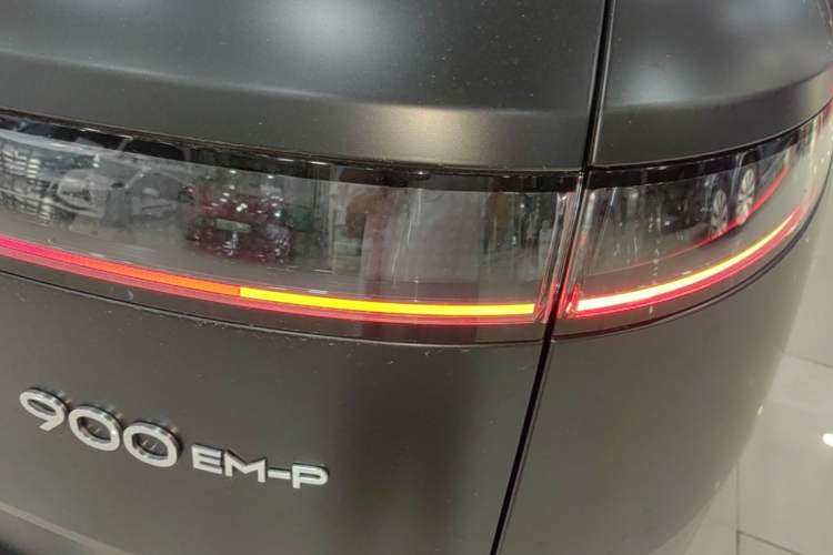 Used Lynk & Co 900 2025 1.5T Ultra Right Rear Taillight