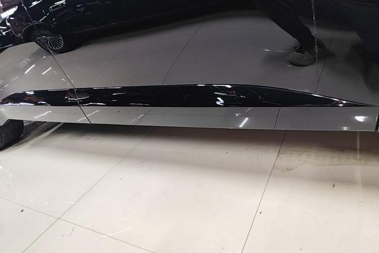Used Lynk & Co 900 2025 1.5T Ultra Right Side Sill