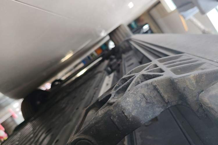 Used Lynk & Co 900 2025 1.5T Ultra Right Side Sill