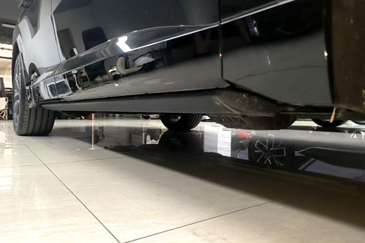 Used Lynk & Co 900 2025 1.5T Ultra Right Side Sill
