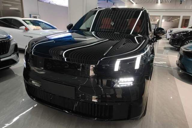 Used Lynk & Co 900 2025 2.0T Ultra