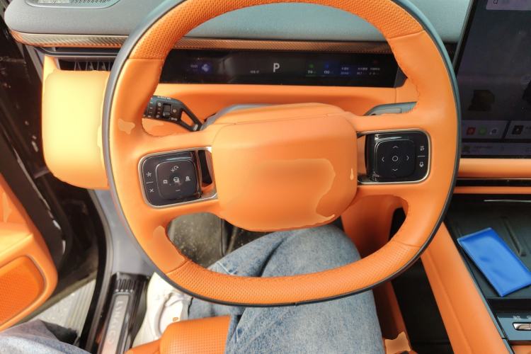 Used Lynk & Co 900 2025 2.0T Ultra Steering Wheel
