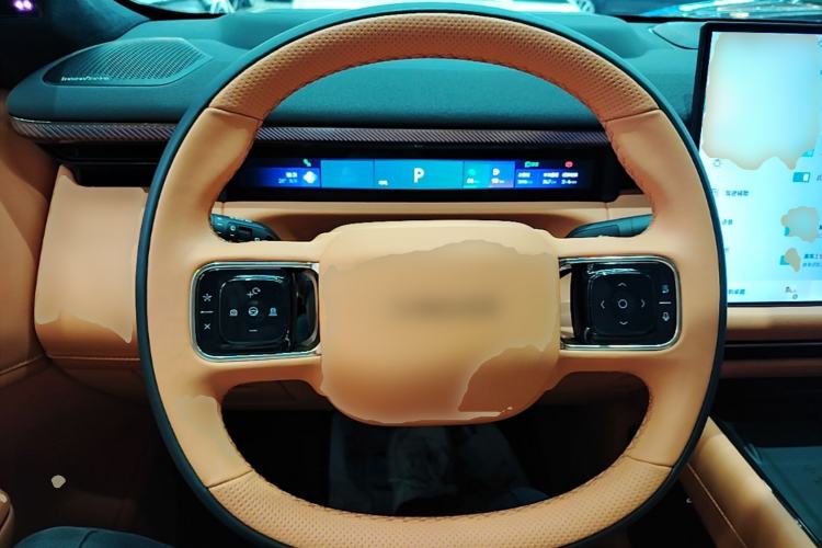 Used Lynk & Co 900 2025 2.0T Ultra Steering Wheel