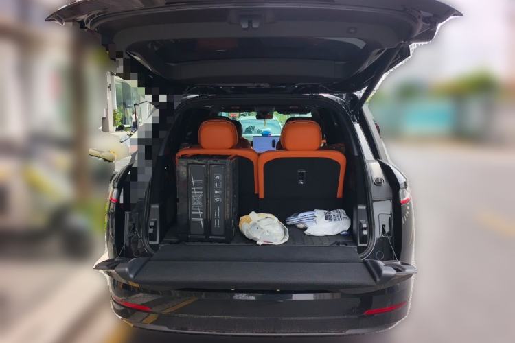 Used Lynk & Co 900 2025 2.0T Ultra Trunk