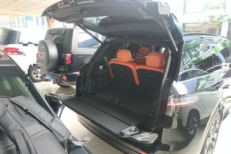 Used Lynk & Co 900 2025 2.0T Ultra Trunk