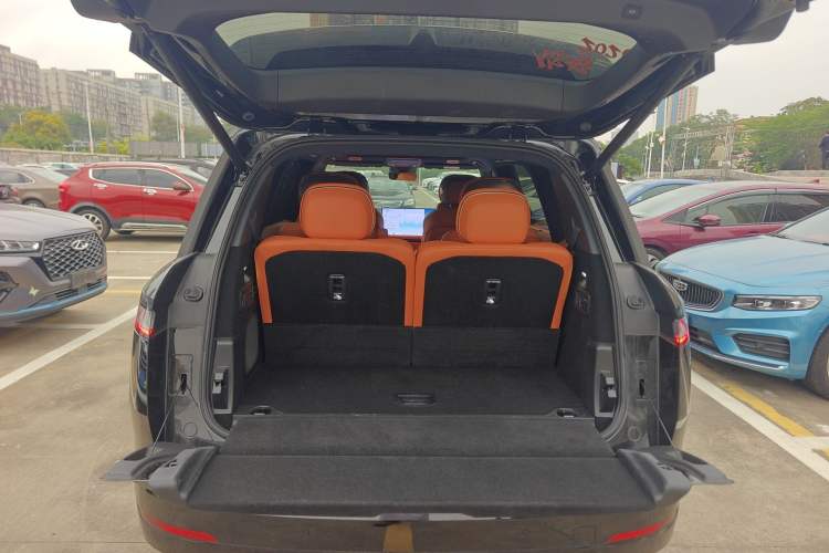 Used Lynk & Co 900 2025 1.5T Ultra Trunk