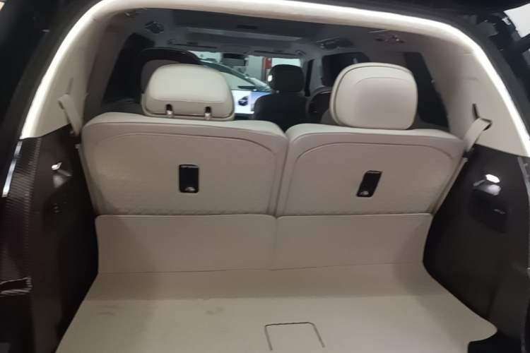 Used Lynk & Co 900 2025 1.5T Ultra Trunk